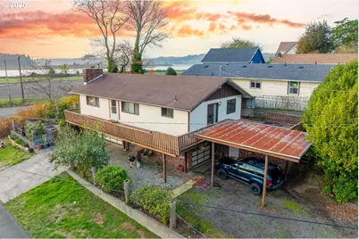 205 Marsh St, Gardiner, OR 97441 - Photo 2