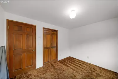 205 Marsh St, Gardiner, OR 97441 - Photo 38