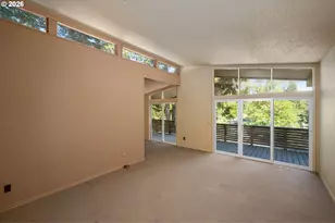 7190 SW Raleighwood Ln, Portland, OR 97225 - Photo 2