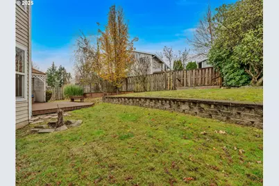 2568 SW Orchard Ct, Gresham, OR 97080 - Photo 40