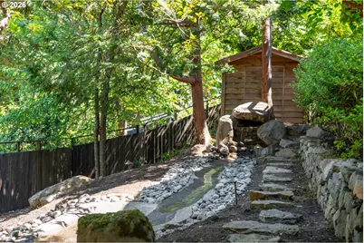 2591 Overlook Dr, Lake Oswego, OR 97034 - Photo 40