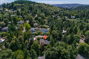 2591 Overlook Dr, Lake Oswego, OR 97034 - Photo 46