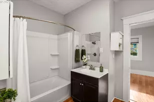 4734 N Kerby Ave, Portland, OR 97217 - Photo 14