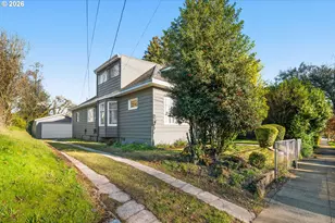 4734 N Kerby Ave, Portland, OR 97217 - Photo 24