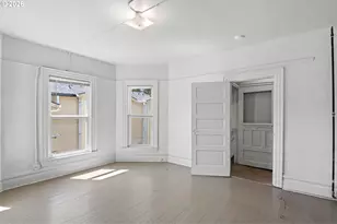 2735 SE Clinton St, Portland, OR 97202 - Photo 10