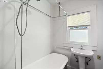 2735 SE Clinton St, Portland, OR 97202 - Photo 24
