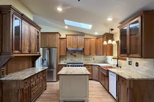 912 Easy St, Brookings, OR 97415 - Photo 6