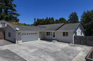 912 Easy St, Brookings, OR 97415 - Photo 1