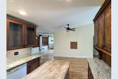 912 Easy St, Brookings, OR 97415 - Photo 10
