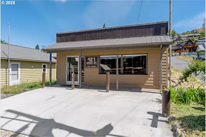 421 State St, Lyle, WA 98635 - Photo 4