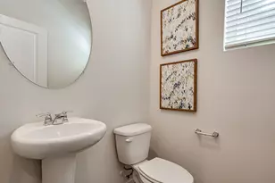 337 NW 30th St, Battle Ground, WA 98604 - Photo 4