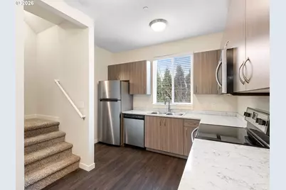 110 NE 109th Ave, Portland, OR 97220 - Photo 16