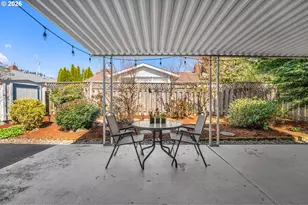 12430 SW King George Dr, King City, OR 97224 - Photo 26