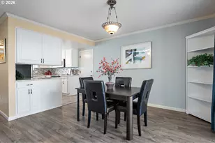 12430 SW King George Dr, King City, OR 97224 - Photo 10