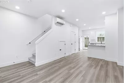 530 S Texas St, Portland, OR 97219 - Photo 8