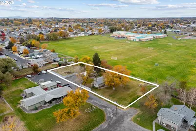 1322 NE Gillespie Ln, Hermiston, OR 97838 - Photo 26