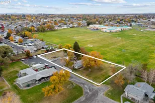 1322 NE Gillespie Ln, Hermiston, OR 97838 - Photo 26