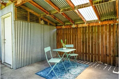 10239 N Central St, Portland, OR 97203 - Photo 34
