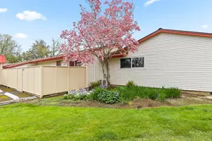 14967 SE Grant Ct, Portland, OR 97233 - Photo 36