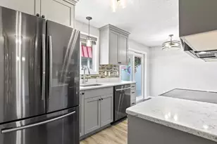 14967 SE Grant Ct, Portland, OR 97233 - Photo 12