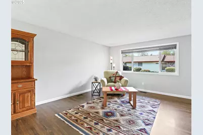 14967 SE Grant Ct, Portland, OR 97233 - Photo 4