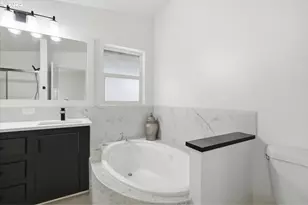 200 Market St, Lebanon, OR 97355 - Photo 14