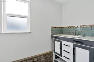 1207 SE 217th Ave, Gresham, OR 97030 - Photo 28