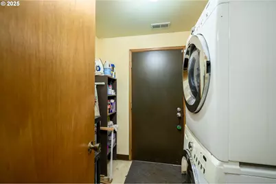 714 S Meridian St, Newberg, OR 97132 - Photo 22