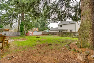 12830 NE Pacific St, Portland, OR 97230 - Photo 26