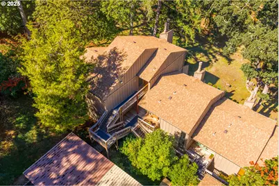 418 Stonewood Dr, Eugene, OR 97405 - Photo 30