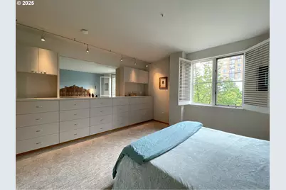 1030 NW Johnson St #424, Portland, OR 97209 - Photo 18