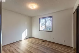 535 NE 26th Ct, McMinnville, OR 97128 - Photo 12