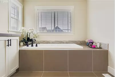 14919 NW Cosmos St, Portland, OR 97229 - Photo 20