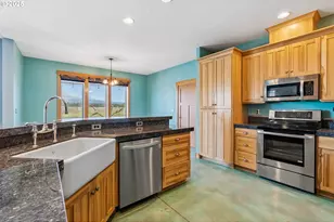 27 E Adams View Dr, Glenwood, WA 98619 - Photo 12