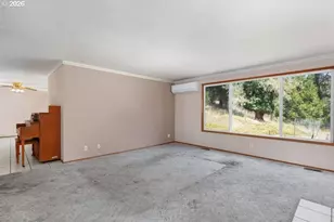 337 Black Oak Dr, Roseburg, OR 97471 - Photo 6