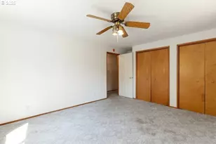 337 Black Oak Dr, Roseburg, OR 97471 - Photo 14