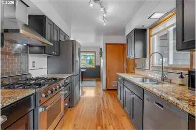 6815 SW 14th Ave, Portland, OR 97219 - Photo 10