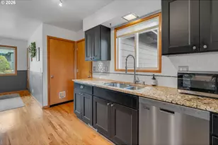 6815 SW 14th Ave, Portland, OR 97219 - Photo 8