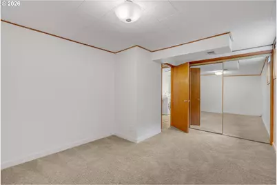 6815 SW 14th Ave, Portland, OR 97219 - Photo 38