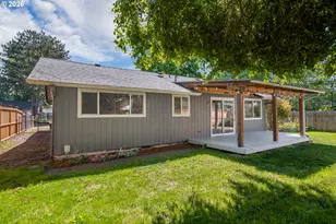 3703 Peppertree Dr, Eugene, OR 97402 - Photo 26