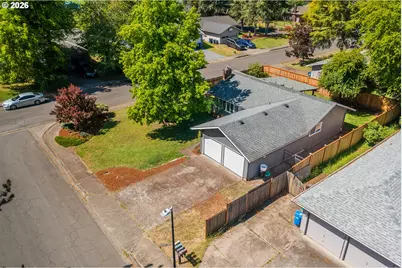 3703 Peppertree Dr, Eugene, OR 97402 - Photo 30