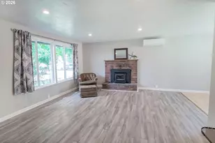 3703 Peppertree Dr, Eugene, OR 97402 - Photo 6