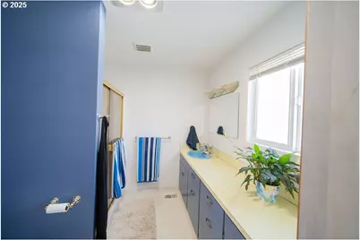 3689 SE 14th St, Gresham, OR 97080 - Photo 14