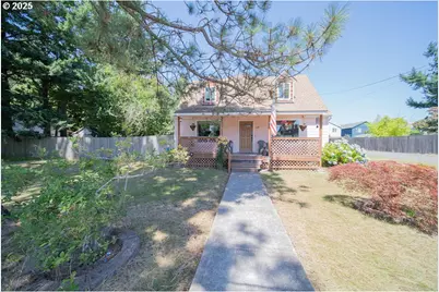 3689 SE 14th St, Gresham, OR 97080 - Photo 1