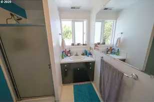 3689 SE 14th St, Gresham, OR 97080 - Photo 16