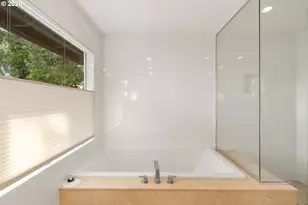 397 Livingood Ln, Lake Oswego, OR 97034 - Photo 30