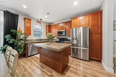 19115 Cork Ave, Sandy, OR 97055 - Photo 6