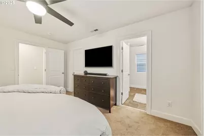 19115 Cork Ave, Sandy, OR 97055 - Photo 16