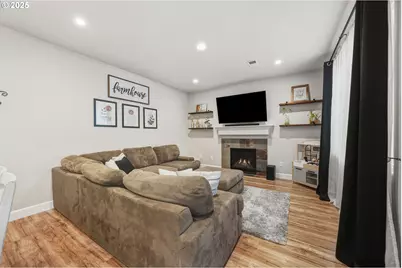 19115 Cork Ave, Sandy, OR 97055 - Photo 12