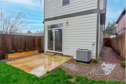 8981 N Drummond Ave, Portland, OR 97217 - Photo 30
